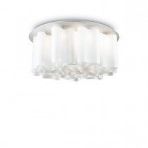 Plafoniera dal design moderno con montatura in metallo verniciato bianco opaco, diffusori in vetro. 15 luci (E27, 60W)