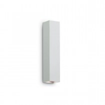 Applique al design moderno con struttura in metallo verniciato bianco, disponibile anche in diverse finiture,1 Luce (28W, GU10). 