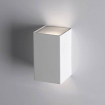 Lampada da parete in metallo verniciato , 2 luci 4,5W a LED ( 760Lm, 3000°K ) con luce in biemissione.