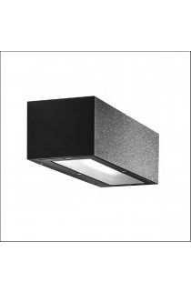 Applique da esterno IP67  con corpo in alluminio pressofuso, disponibile in diverse finiture, diffusore in vetro float satinato ( 4mm ). 1 luce ( E27, max 70W )