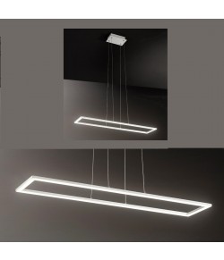 Sospensione LED, con montatura in alluminio verniciato bianco goffrato o nero. Tonalità di luce 3000K.