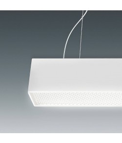 Sospensione minimale con struttura in alluminio, dalla linea lineare, colore bianco con luce a Led bidirezionale  ( 26+5W ) integrata e dimmerata