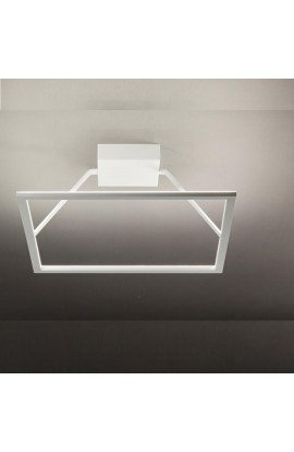 Plafoniera LED 63W 8190lm, con montatura in alluminio verniciato bianco goffrato o nero. Tonalità di luce 3000K.