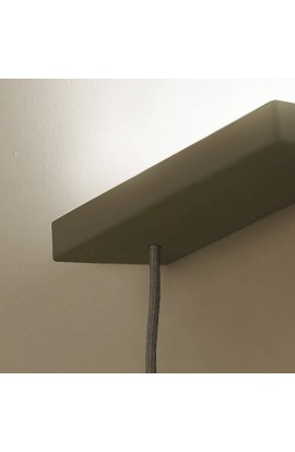 Lampada da parete, minimale di colore bianco ( disponibile anche in altre colorazioni ) con luce a led ( 21W ) integrata.