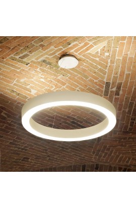 Sospensione minimale con struttura in alluminio, dalla forma circolare a forma di anello con colore bianco con luce a led dimmerabile ( 50W ) bidirezionale integrata